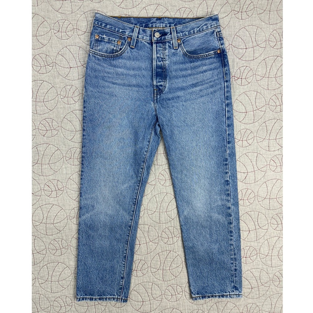 Levis 501 Original Fit Blue Medium Wash Button Fly Jeans / Womens W28 L26